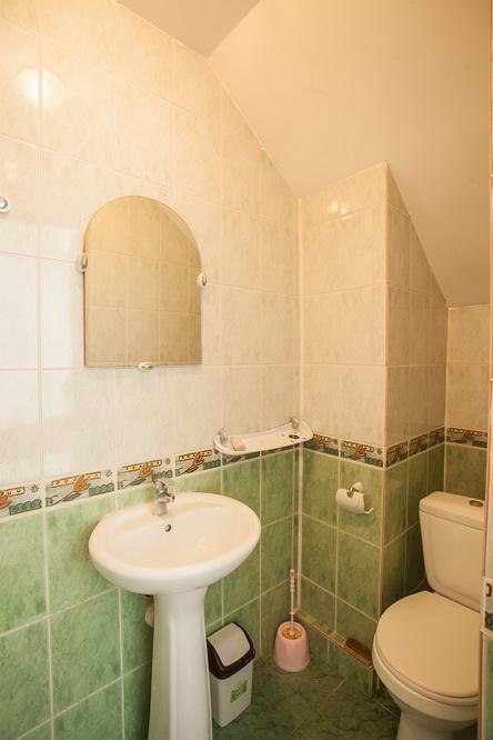 Hôtel Gracia à Berehove  Extérieur photo