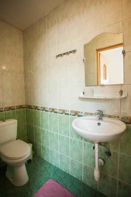 Hôtel Gracia à Berehove  Extérieur photo